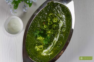 palak paneer; szpinak po indyjsku; kuchnia indyjska;