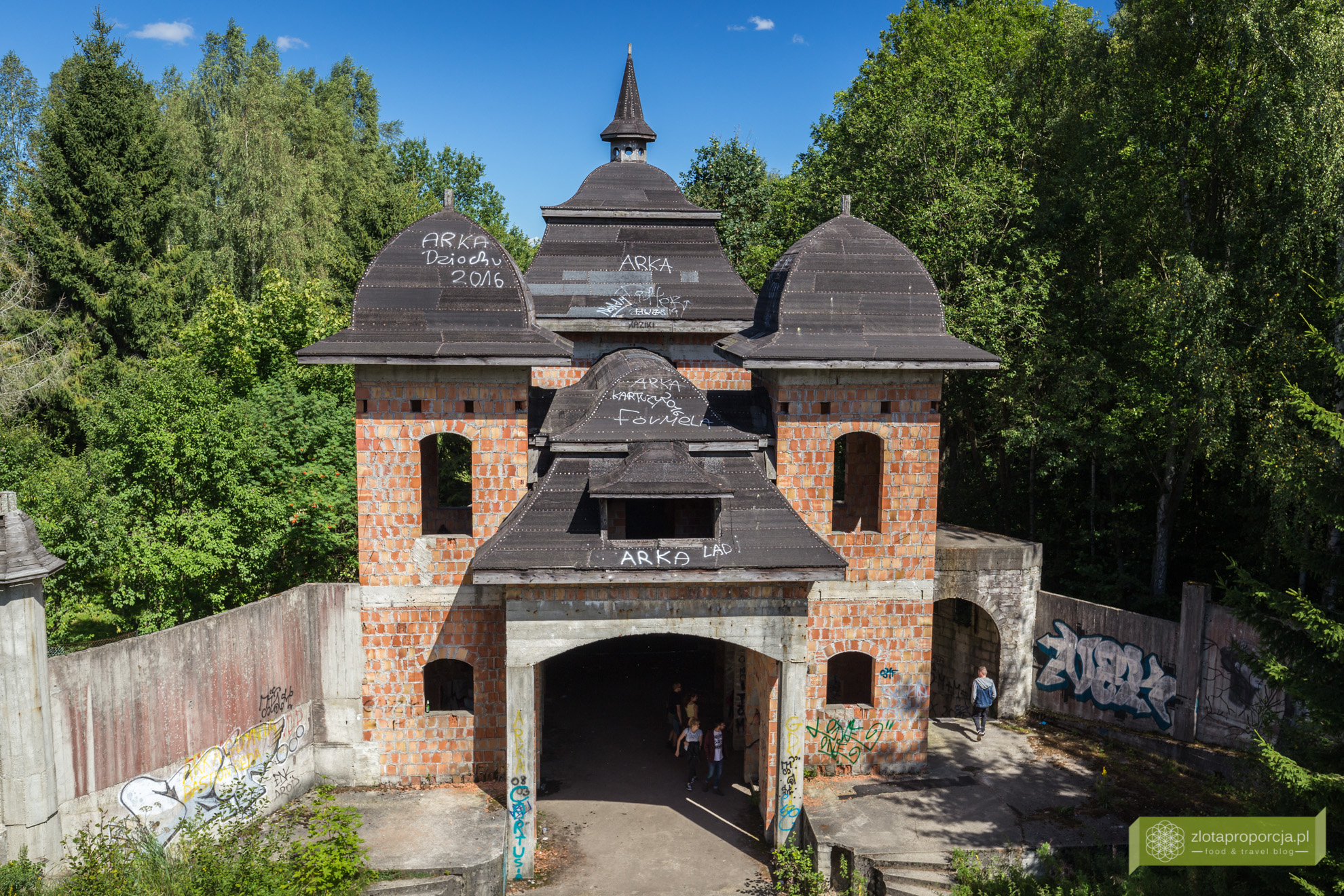 Łapalice, zamek w Łapalicach, Kaszuby, atrakcje Kaszub