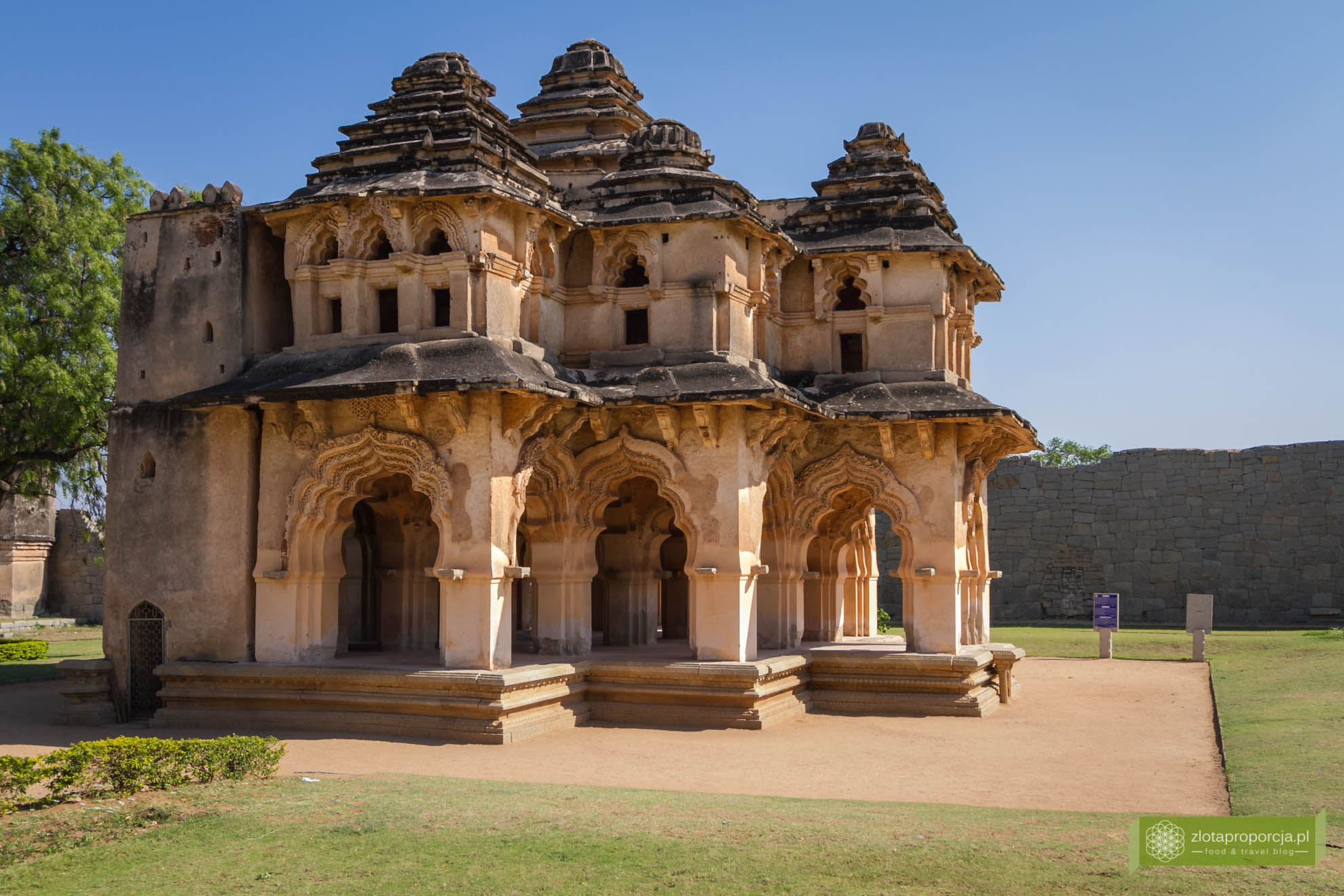 Hampi, Karnataka, Indie, zwiedzanie Hampi, okolice Goa, Indie ciekawe miejsca, Karnataka atrakcje, świątynie w Hampi