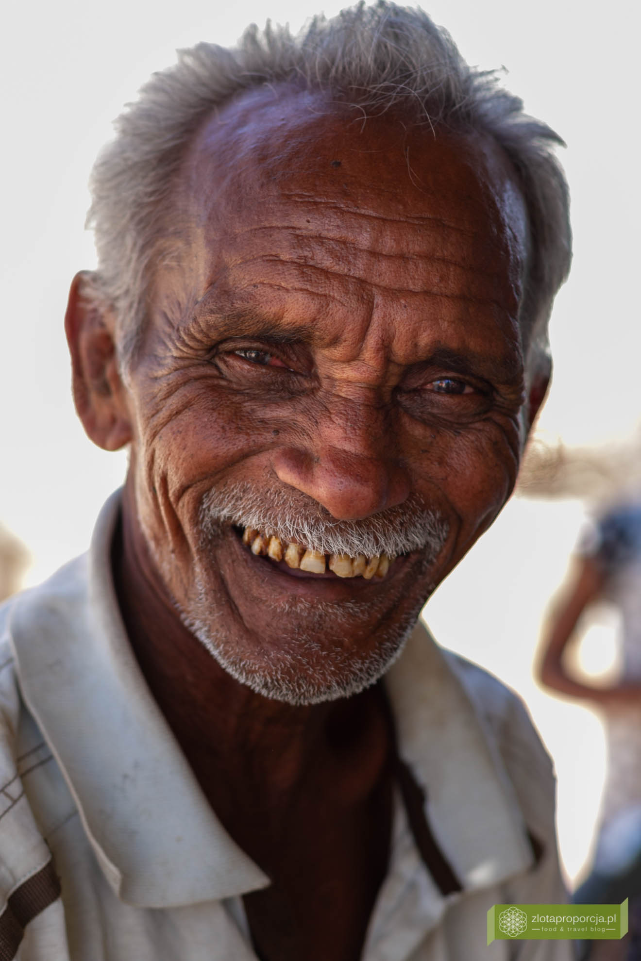 Indie, twarze Indii, ludzie w Indiach, życie w Indiach;