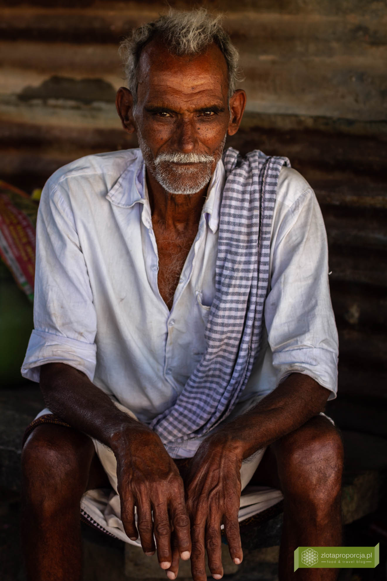 Indie, twarze Indii, ludzie w Indiach, życie w Indiach;