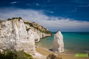 Vieste; Gargano; Apulia; atrakcje Gargano; Vieste Gargano, co zobaczyć na Gargano; atrakcje Apulii; Plaża Pizzomunno; Pizzomunno; Pizzomunno Vieste; plaże Vieste; plaże Gargano; plaże Apulii;