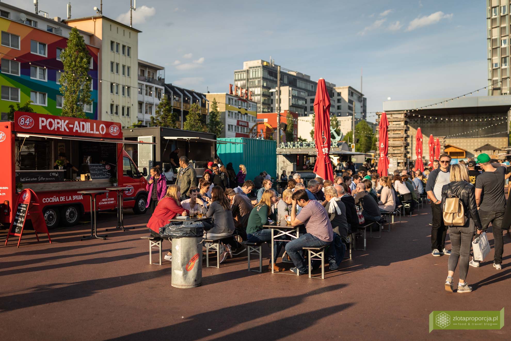 co zjeść w Hamburgu; potrawy Hamburga; street food sessions Hamburg; street food w Hamburgu;