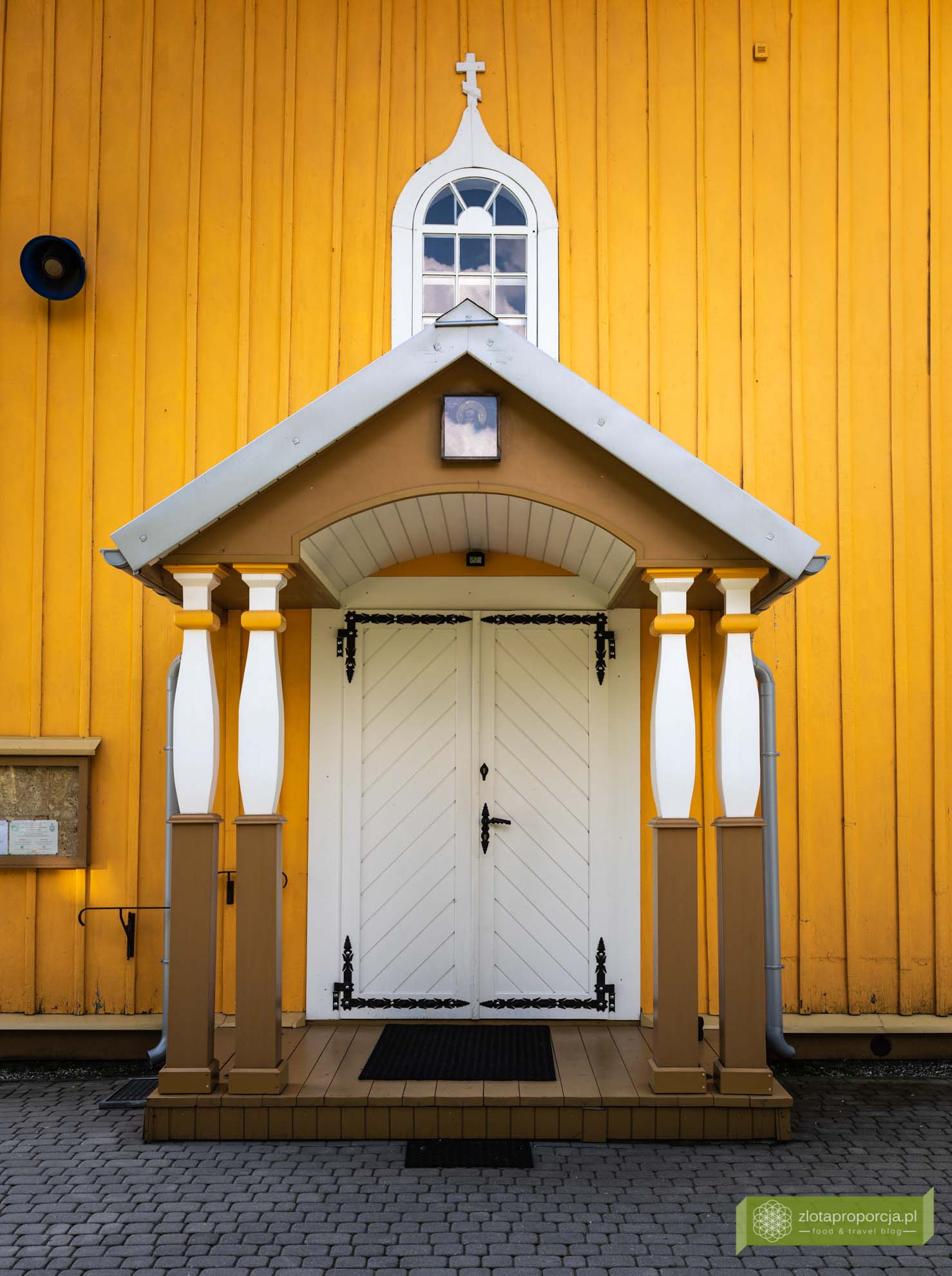 Podlasie; Podlasie rowerem; szlak drewnianych cerkwi Podlasie; okolice Hajnówki; Nowoberezowo; cerkiew Nowoberezowo; cerkiew św. Apostoła Jana Teologa Nowoberezowo; najpiękniejsze cerkwie na Podlasiu;