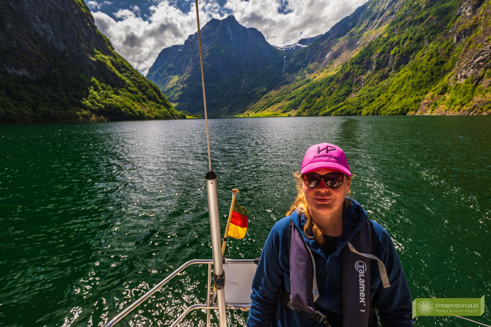 Flam atrakcje; najdłuższy norweski fiord; najpiękniejszy fiord w Norwegii; Nærøyfjord; Norwegia; Norwegia atrakcje; Norwegia Unesco; okolice Bergen; okolice Flam;