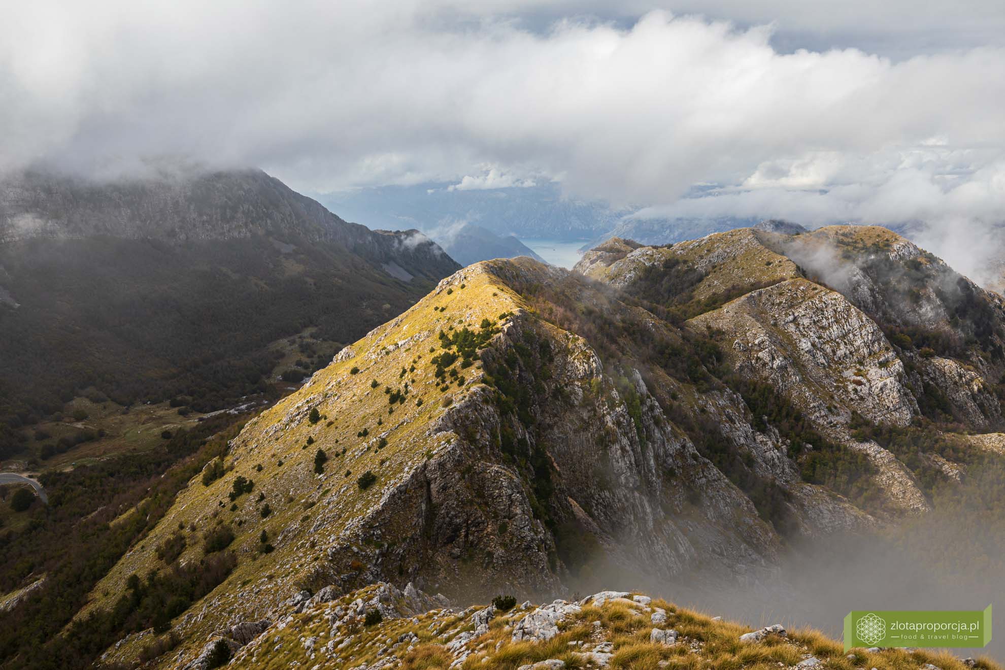 Czarnogóra; atrakcje Czarnogóry; Lovcen; Góry Lovcen; Mauzoleum Piotra II Petrowicia-Niegosza; Lovcen punkt widokowy; lovcen mauzoleum; Park Narodowy Lovćen;