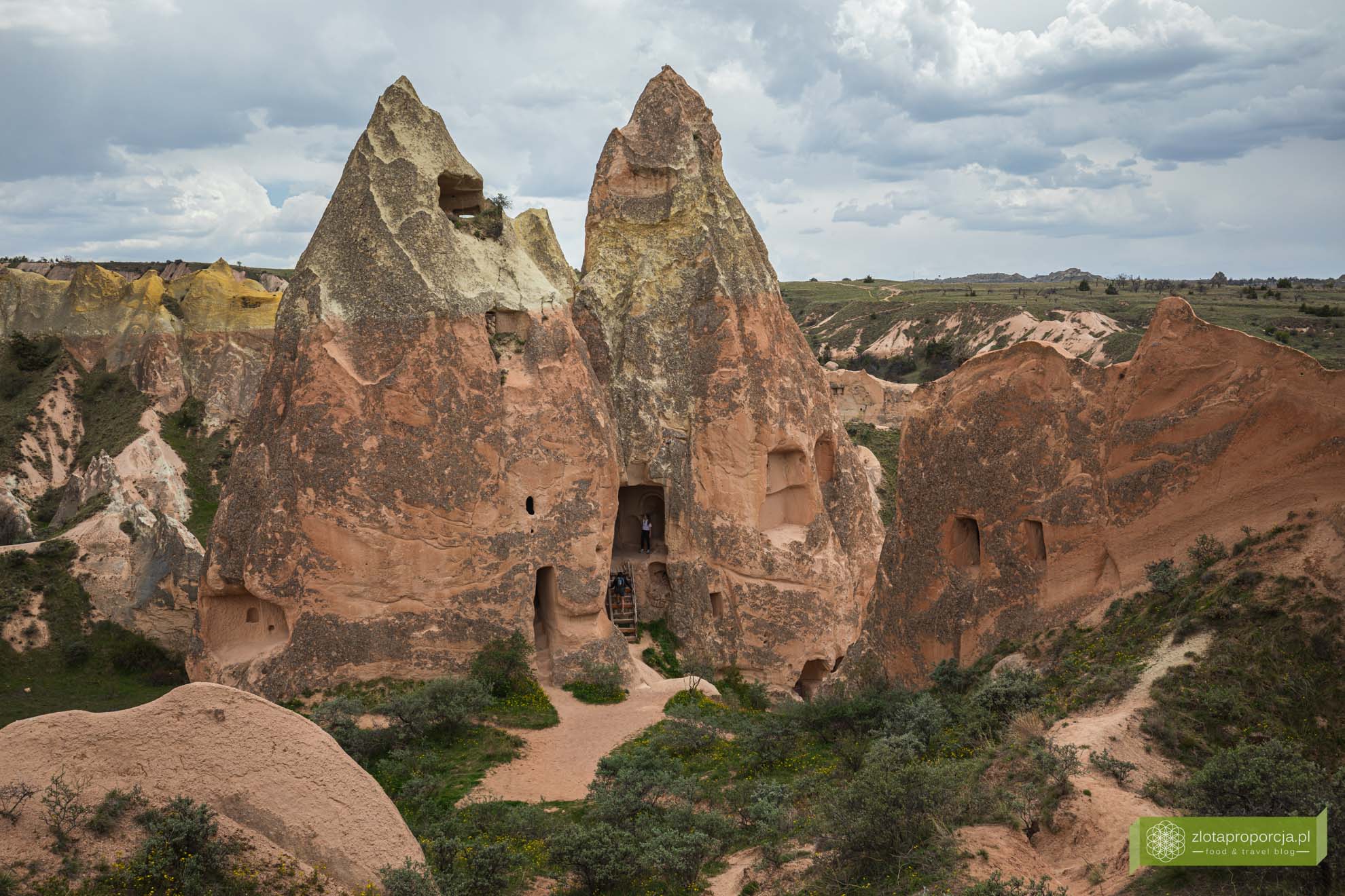 Kapadocja; Turcja; Rose Valley; Rose Vallej Turcja; Dolina Róż Kapadocja; Różowa Dolina; Dolina Róż; atrakcje kapadocji; Haçlı Kilise; Kościół Krzyżowy;