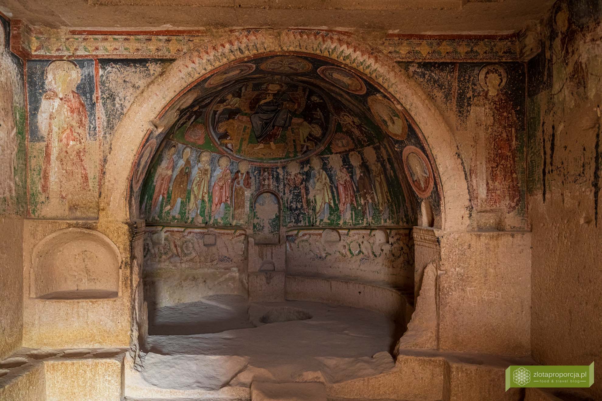 Kapadocja; Turcja; Rose Valley; Rose Vallej Turcja; Dolina Róż Kapadocja; Różowa Dolina; Dolina Róż; atrakcje kapadocji; Haçlı Kilise; Kościół Krzyżowy;